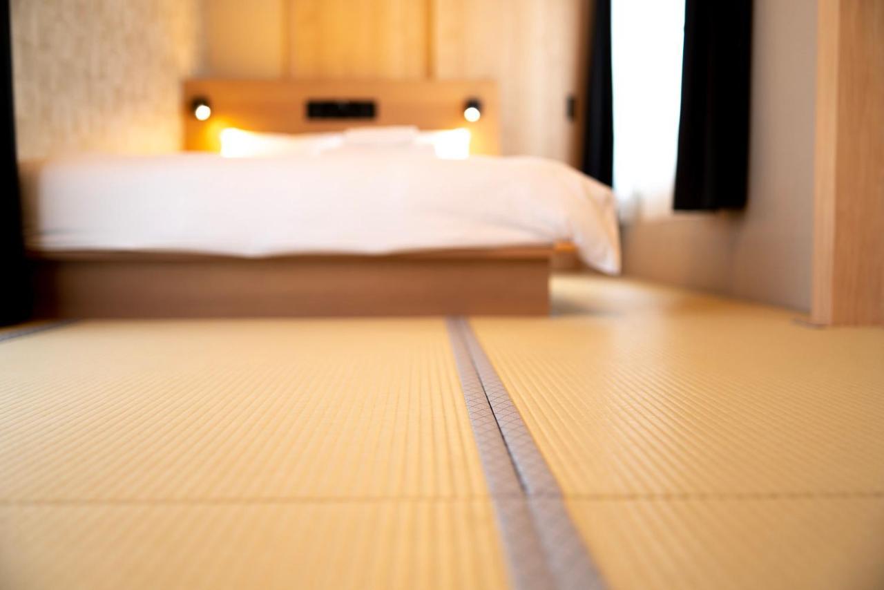 Wellstay Shinsekai Wakyo Осака Экстерьер фото