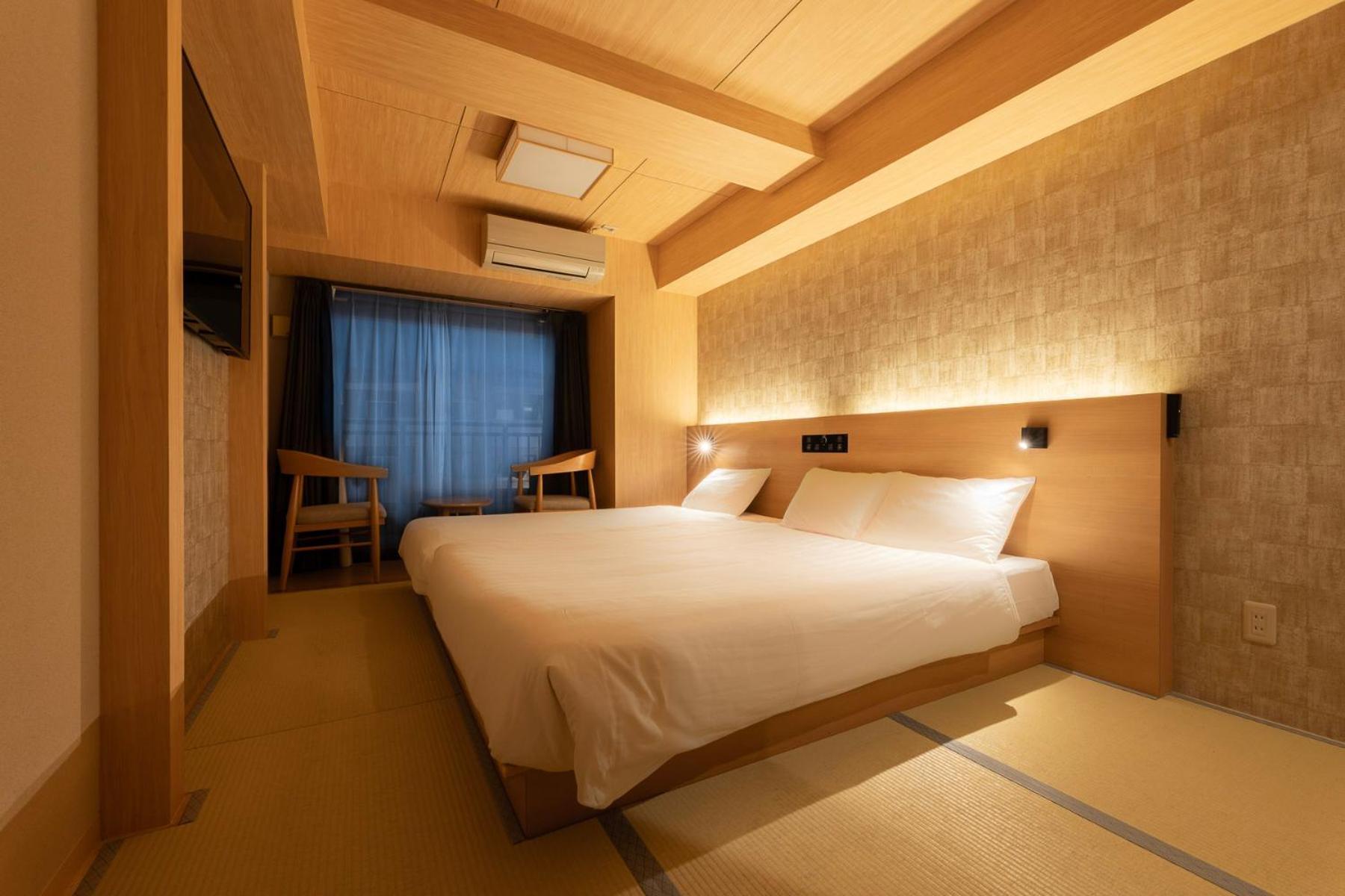 Wellstay Shinsekai Wakyo Осака Экстерьер фото